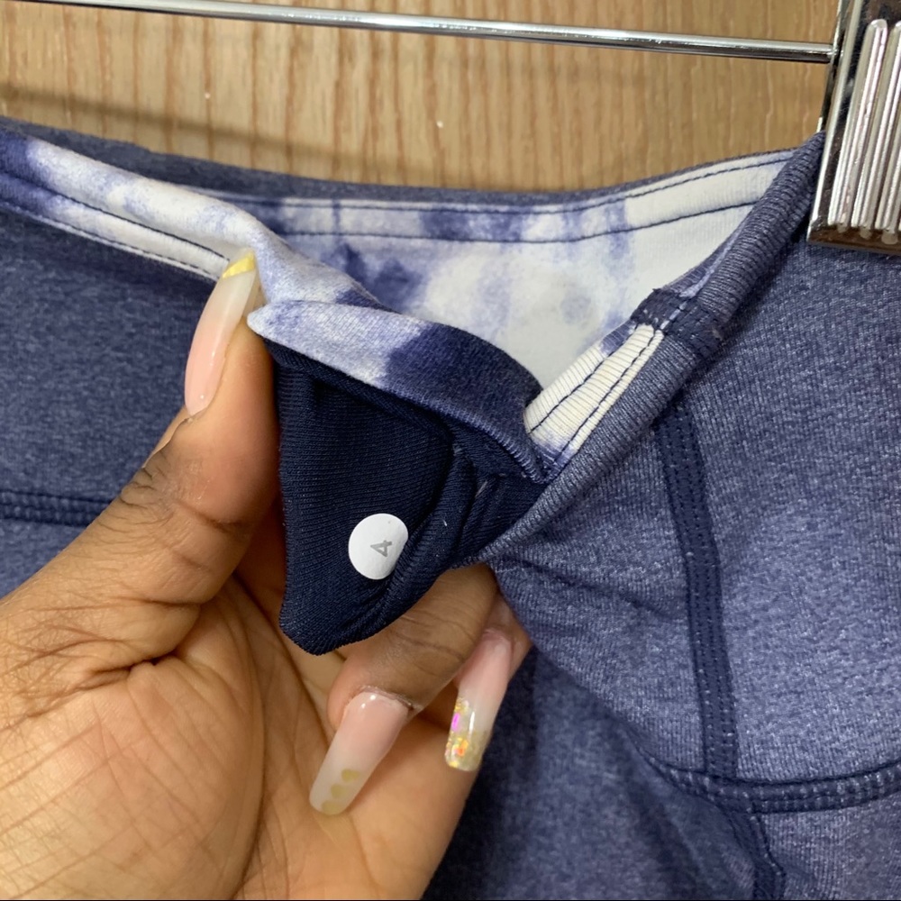 Lululemon Tadasana Slit Crop Capri Yoga Leggings - Picture 5 of 5